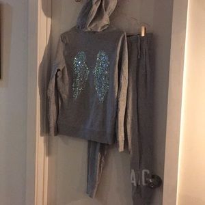Victoria's Secret Sweatsuit: Medium top/XS pant